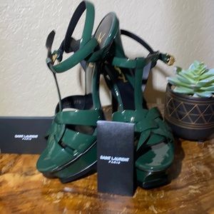 YSL Poison Green heels size 7.5 NEVER WORN BOXED